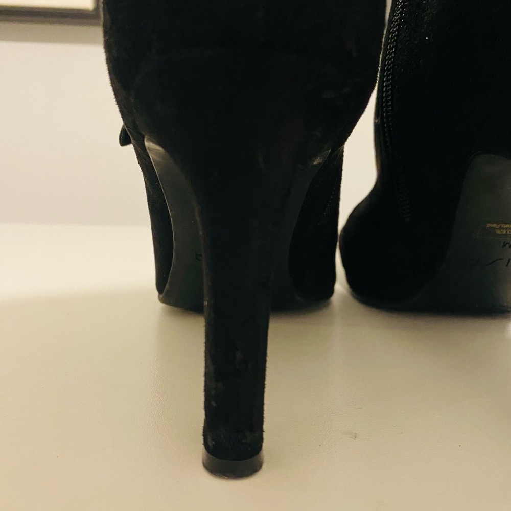 Black Ruffle Booties - Picture 3 of 4